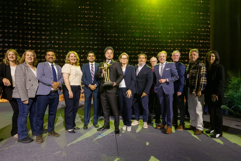 Mazda CX-60 PHEV a prueba: el SUV enchufable que apuesta por seis cilindros y propulsión trasera Mazda CX-60 PHEV a prueba: el SUV enchufable que apuesta por seis cilindros y propulsión trasera