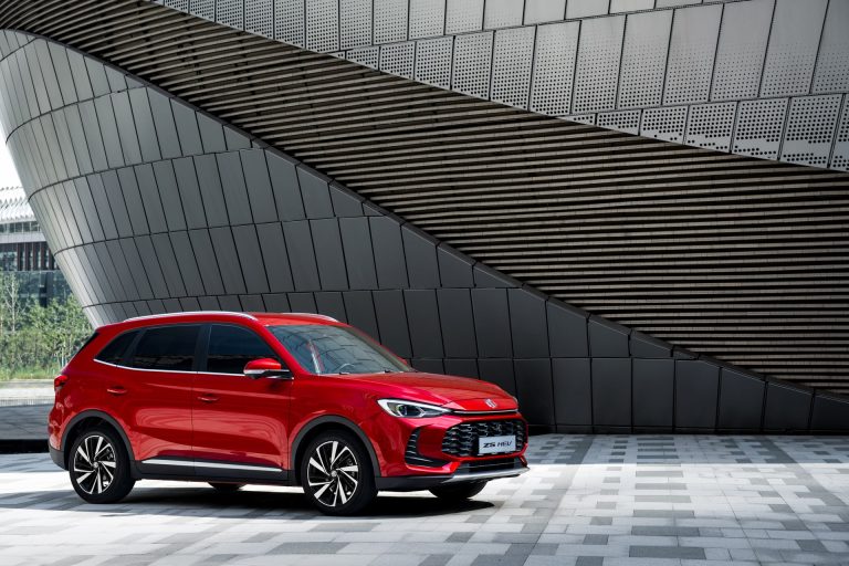 Cómo elegir un SUV chino en España 2026: red de concesionarios, garantía, etiqueta DGT y reventa Cómo elegir un SUV chino en España 2026: red de concesionarios, garantía, etiqueta DGT y reventa