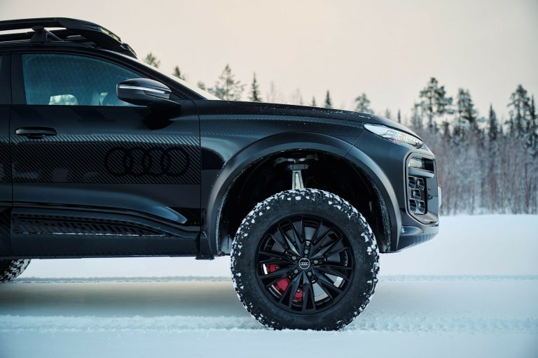 Cómo elegir un SUV premium eléctrico para canal empresa y renting en España: fiscalidad, etiqueta 0 y TCO