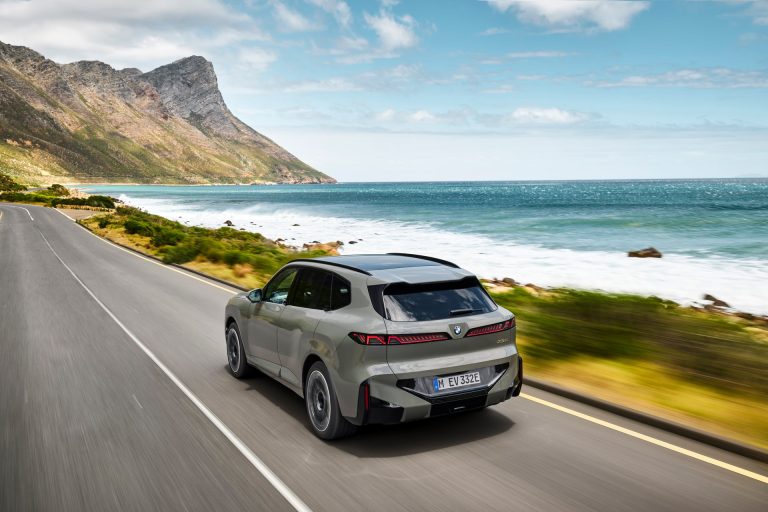 BMW X5 xDrive50e frente a Volvo XC90 T8 Recharge: duelo de SUV-D grandes PHEV premium en España
