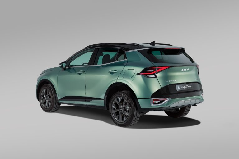 Kia Sportage PHEV frente a Hyundai Tucson PHEV: duelo coreano en el SUV-C enchufable más vendido en España