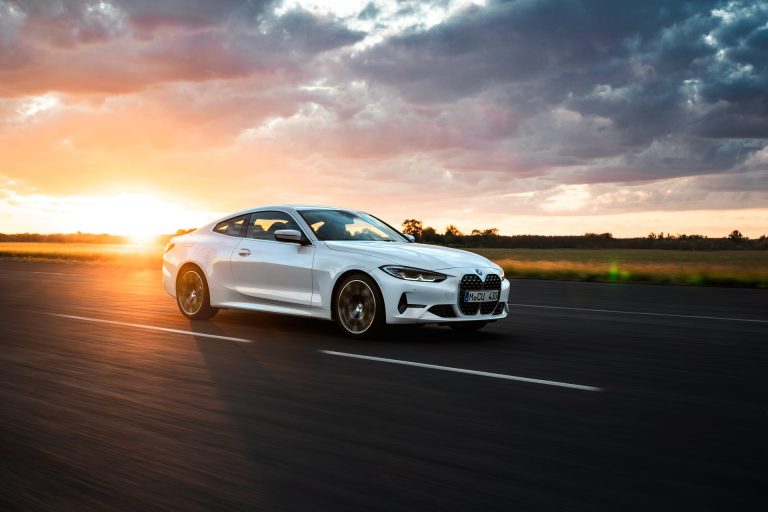 Cómo elegir un compacto eléctrico con buen valor residual a 4 años en España: marca, batería y demanda Cómo elegir un compacto eléctrico con buen valor residual a 4 años en España: marca, batería y demanda