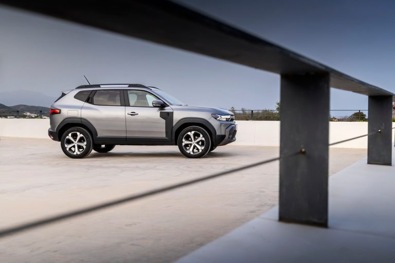 Qué determina la relación calidad-precio real de un SUV en España: equipamiento, etiqueta DGT, garantía y post