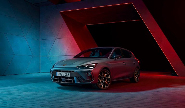 Ranking 2026: los compactos PHEV con mejor equipamiento tecnológico de serie por menos de 40.000 € en España Ranking 2026: los compactos PHEV con mejor equipamiento tecnológico de serie por menos de 40.000 € en España
