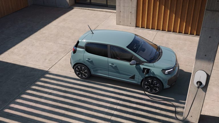 Ranking 2026: los utilitarios eléctricos urbanos con mejor precio tras Plan Auto+ por debajo de 25.000 € en España Ranking 2026: los utilitarios eléctricos urbanos con mejor precio tras Plan Auto+ por debajo de 25.000 € en Es
