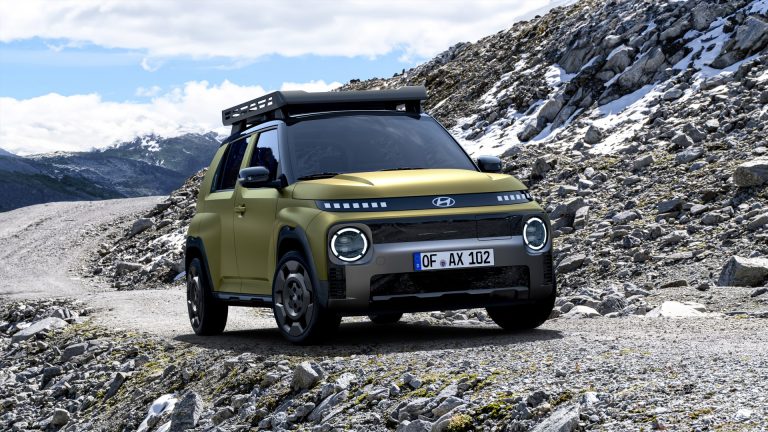 Hyundai INSTER frente a Leapmotor T03: duelo de utilitarios eléctricos urbanos asequibles en España